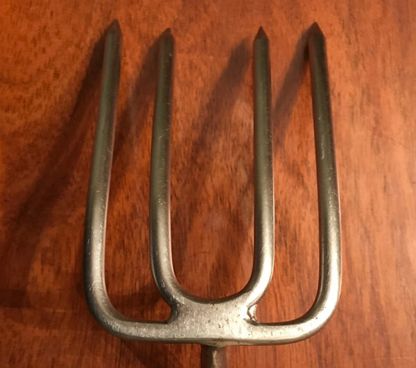 The ROUND Tined ForkThe Most Versatile Gardening Fork Available